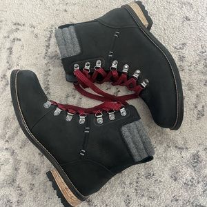 Women’s Kodiak Surrey II black leather waterproof boots hiking snow sz 7.5 NEW